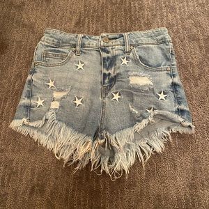 Super cute Eugenia star shorts!!